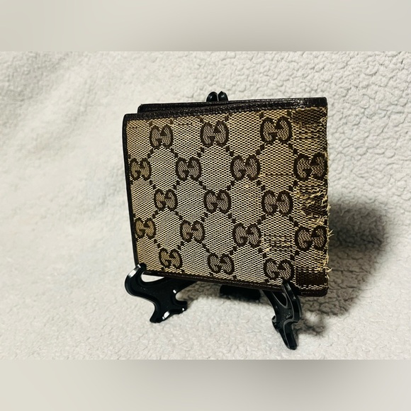 Gucci Canvas Monogram Bifold Wallet - Picture 7 of 12